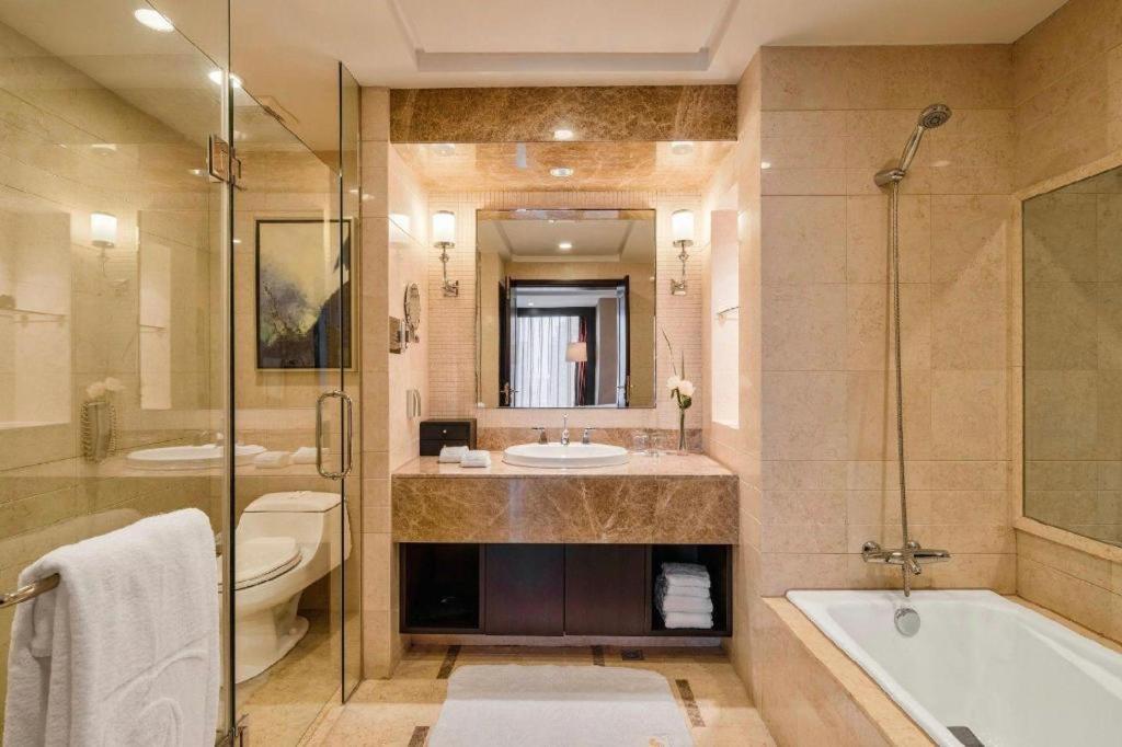 ננג'ינג Golden Eagle Summit Hotel Downtown מראה חיצוני תמונה