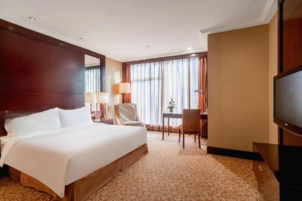ננג'ינג Golden Eagle Summit Hotel Downtown מראה חיצוני תמונה